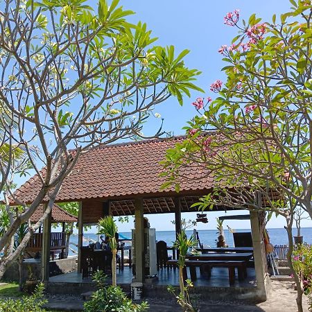 Beach Side Amed Delem Family Ambat Экстерьер фото