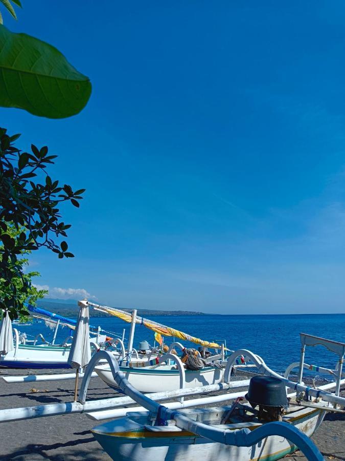 Beach Side Amed Delem Family Ambat Экстерьер фото