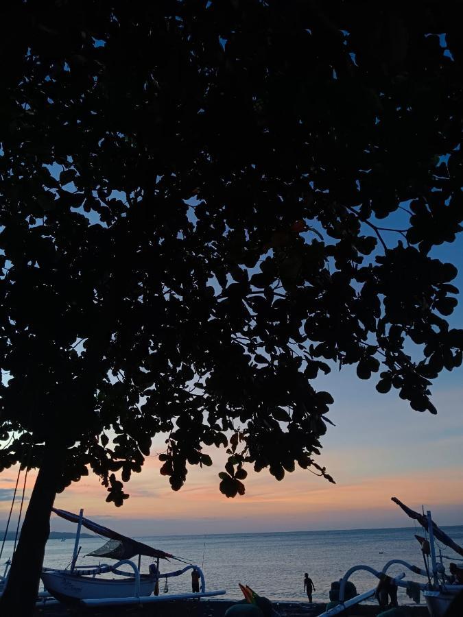 Beach Side Amed Delem Family Ambat Экстерьер фото